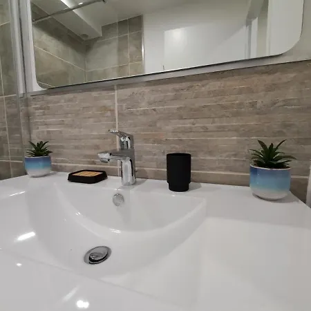 Saint-raphael-front De Mer-wifi-clim Lejlighed